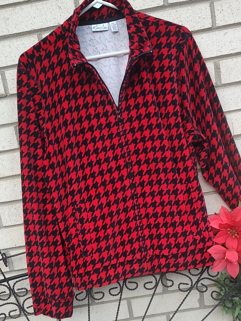 Red/Black Jacket - Picture 3 of 8